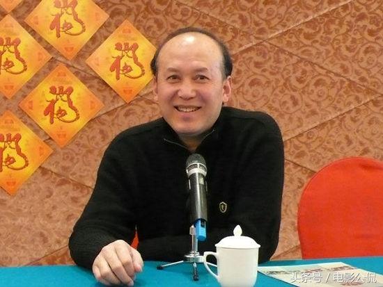 倪萍年轻时照片惊为天人，小品演员郭达竟是她第一任男友