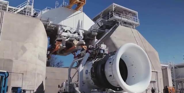 点火成功!上海实验室响起一声巨响,国产航空发