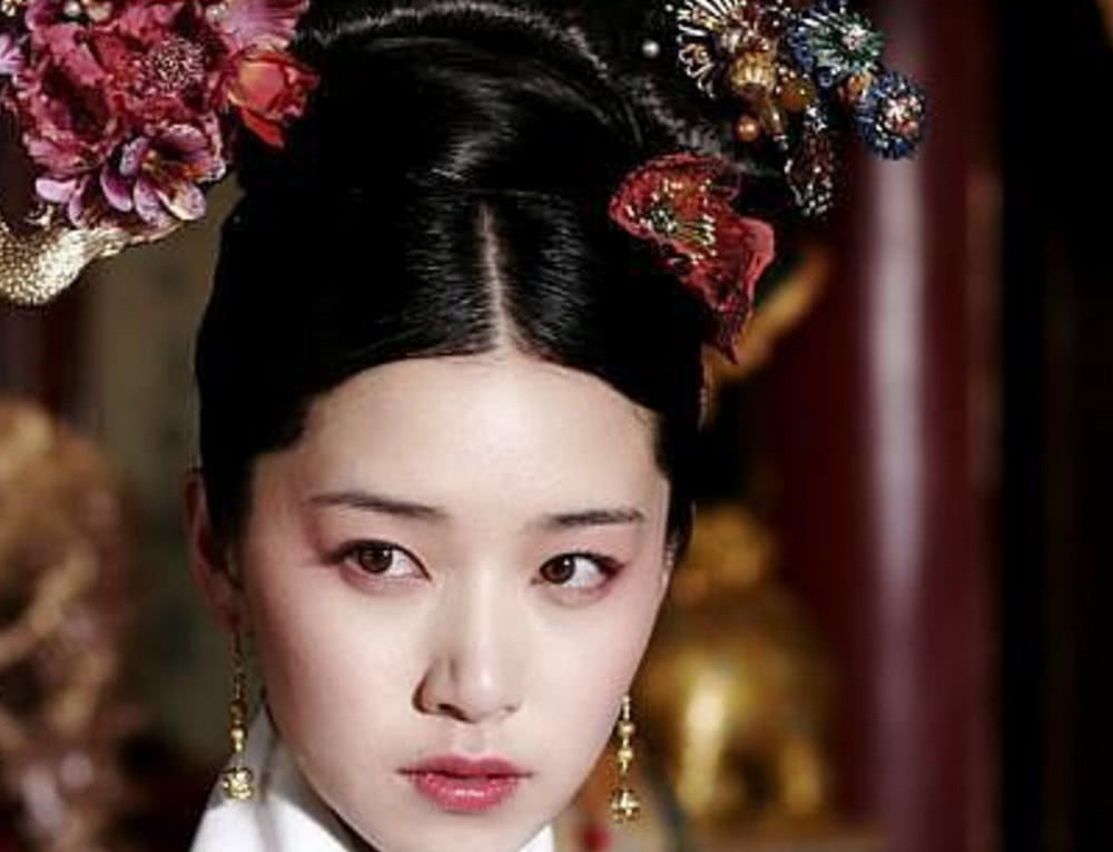 古代最狠毒的女子,为将权势掌控,亲自处死怀有身孕的