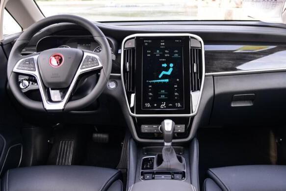 30万的档次仅9万，号称最良心国产车，配自动档，买宝骏730后悔了