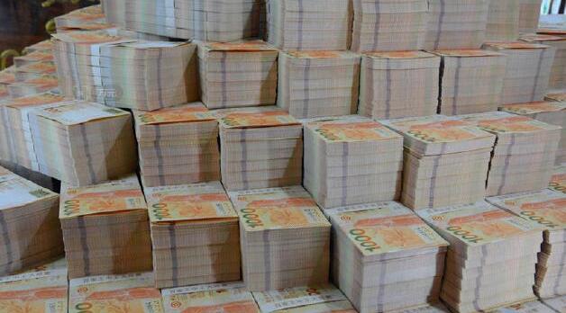 最会理财的悍匪:一个用100万赃款赚5亿,一个