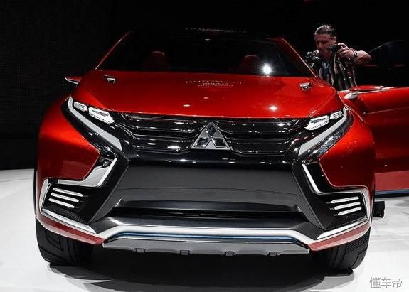 三菱新发史上混动SUV，配4驱售价跌下10万！