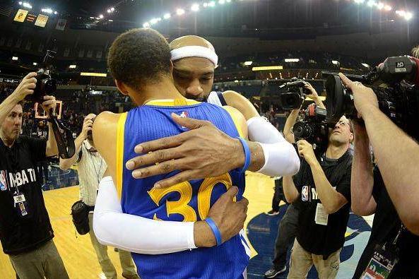 NBA新秀赛季:公牛队的小卡特留下了深刻的印