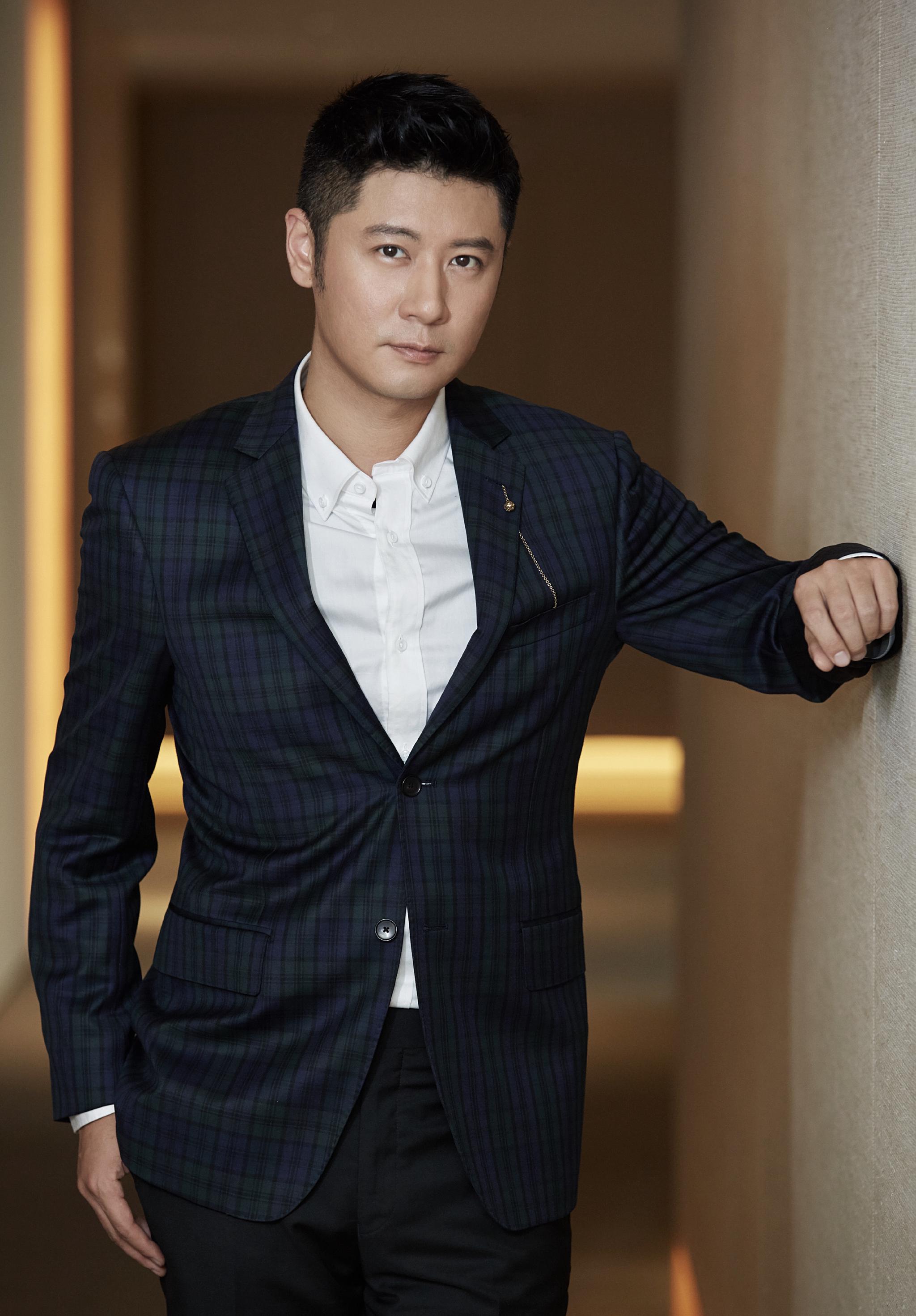 有实力却总被忽略,任重都已经开始写小说了 有实力却总被忽略,任重都已经开始写小说了