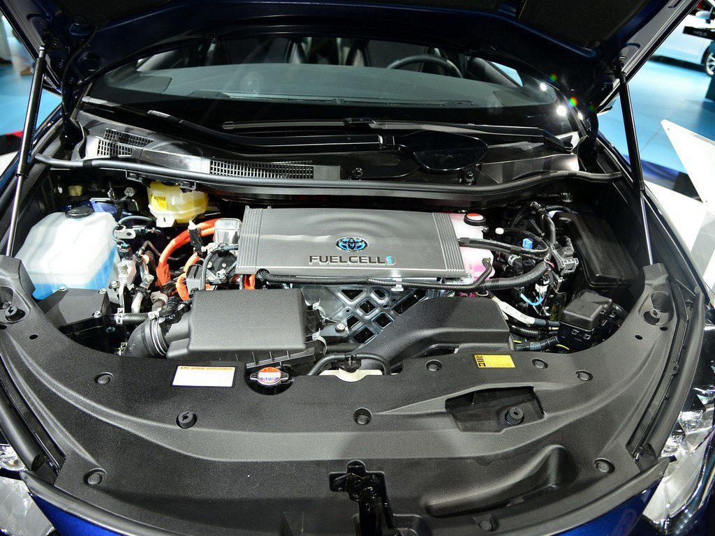 比特斯拉还牛的丰田车，不充电也不烧油，续航482km只卖26万！