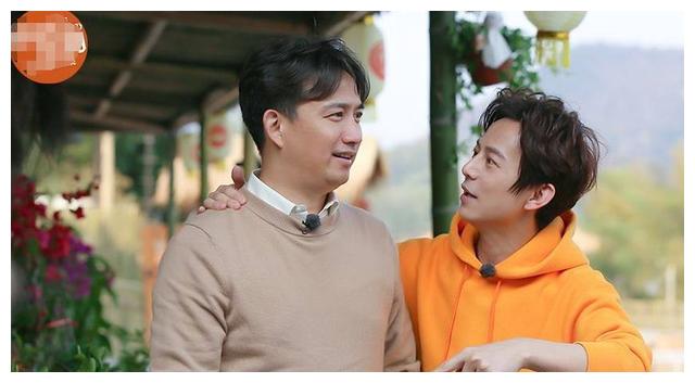 黄磊20年前就参加过《快乐大本营》,那时的何