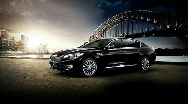 这起亚不错，实力叫板A8！比幻影还难见