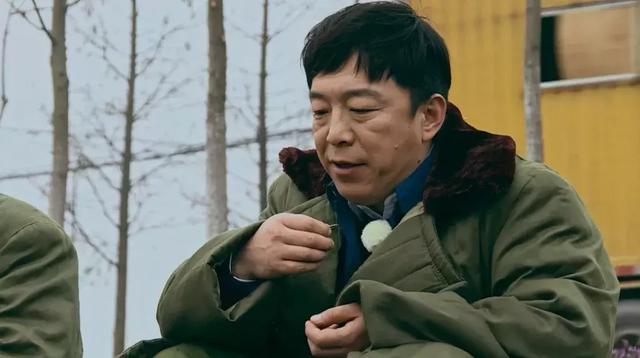 《极挑4》黄渤魔性“嗑瓜子”秒变表情包,挑战嗑瓜子大赛