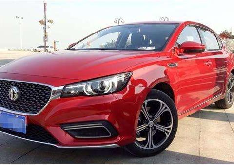 被吉利逼急了, 这车比思域还漂亮, 仅9万配1.5T, 买帝豪GL后悔了