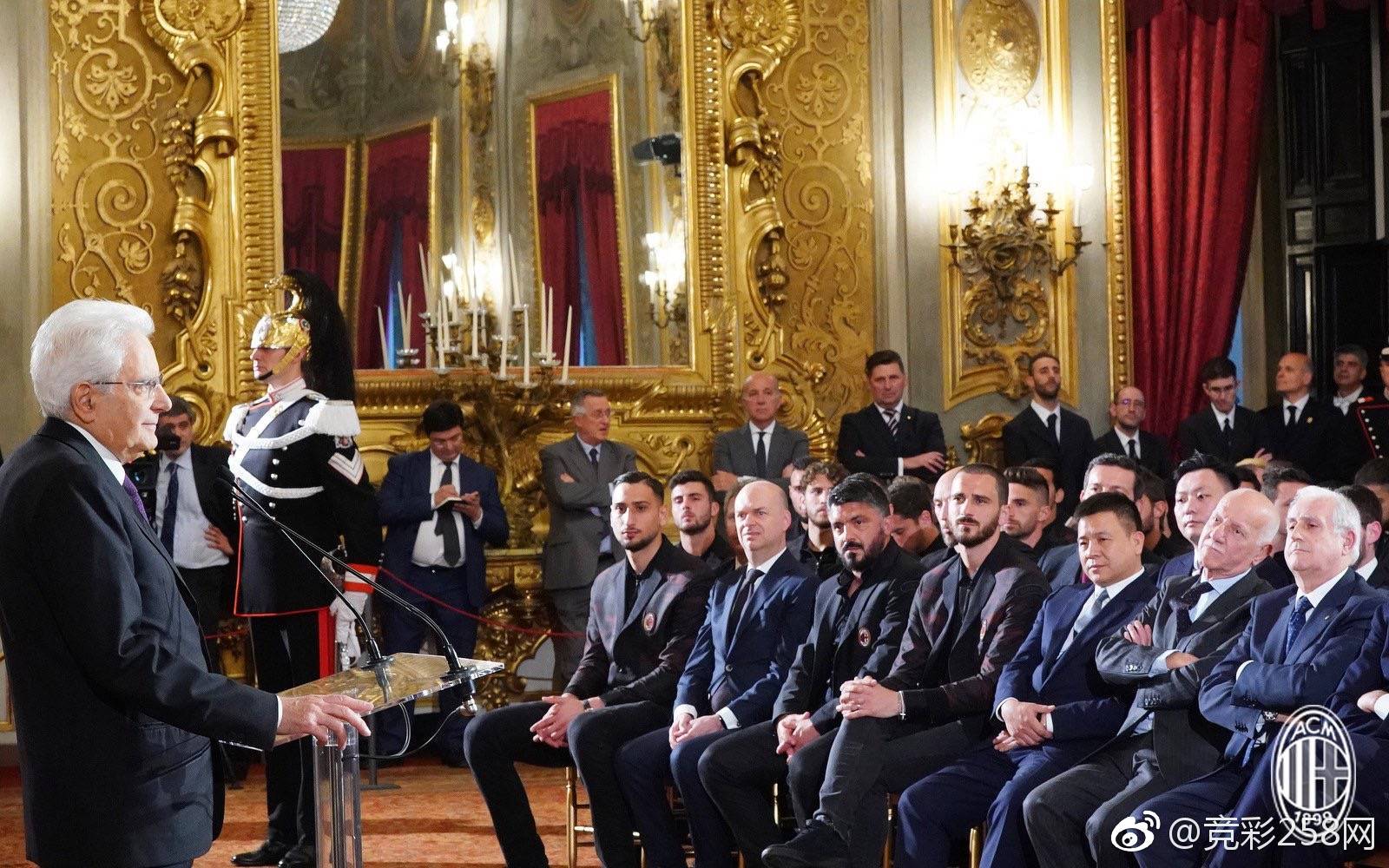 社会我李哥,人狠话不多