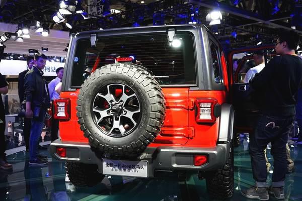 世界硬派SUV鼻祖全新一代亮相中国，新增2.0T动力