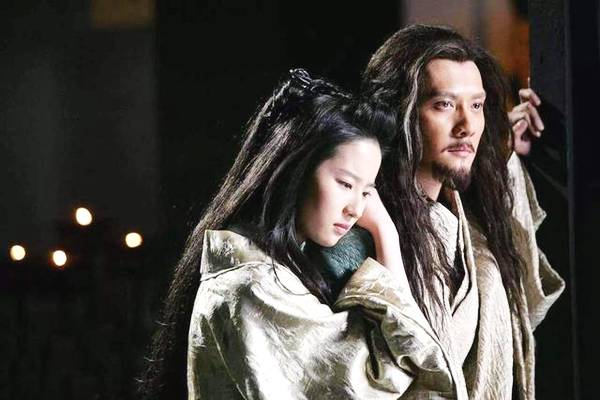 项羽抓住吕雉为什么不睡了她？虞姬是遭刘邦玷污才死的吗？