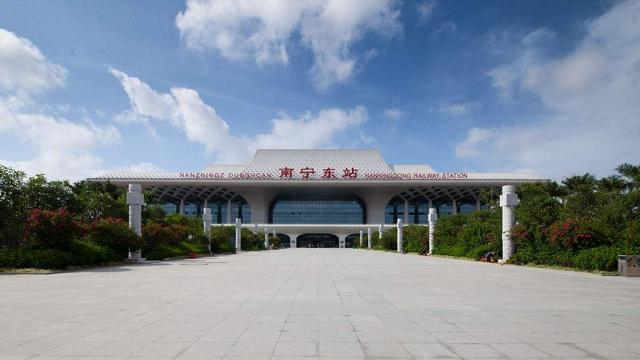 南宁和桂林到深圳的高铁,桂林车次为什么多过