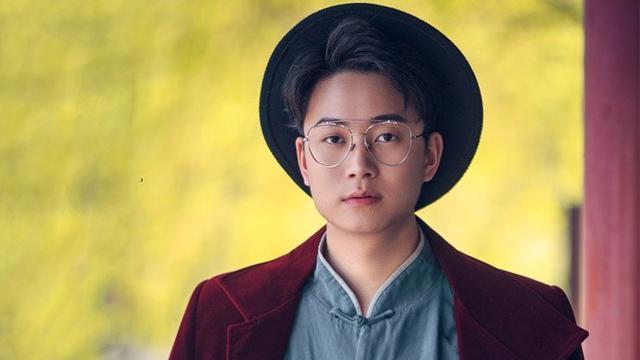 李袁杰是哪一个学校的 李袁杰抄袭事件回顾这些歌曲引起争议