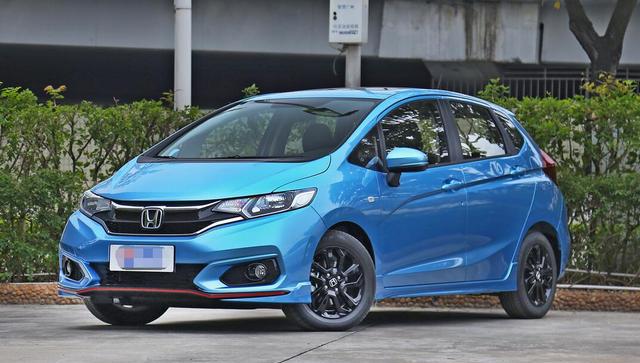 这五款车最适合年轻上班一族，耐开不怕修，最主要颜值爆表