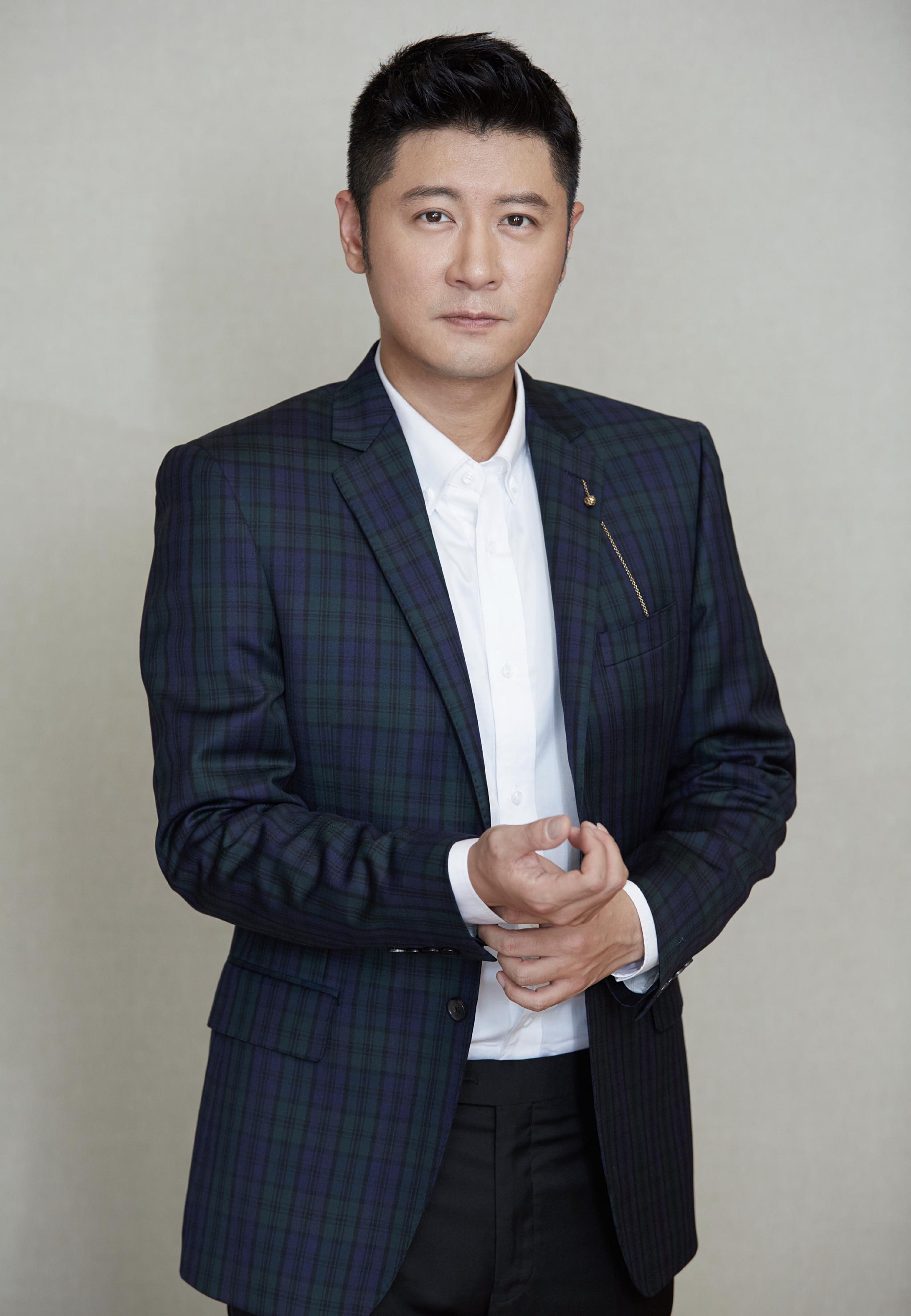 有实力却总被忽略,任重都已经开始写小说了 有实力却总被忽略,任重都已经开始写小说了