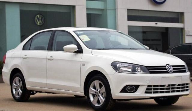 捷达库存车泛滥成灾,只需5万处理,4S店人员堆