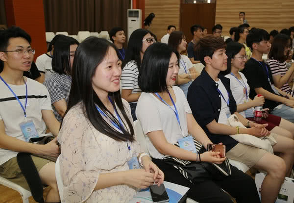 大数据解析如何科学报考哈尔滨工业大学?小语