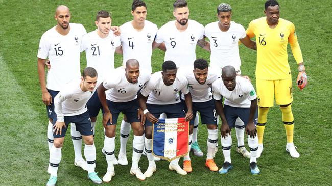 速报世界杯|法国闷平丹麦携手出线,秘鲁2-0澳洲
