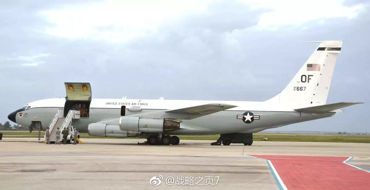 由于目前美空军现役的2架WC-135核侦察机设