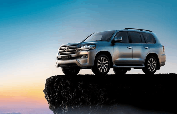 2018款D4D V8柴油陆巡, 正迈着欢快的脚步走来!