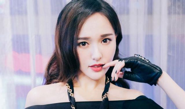 通过赵丽颖和唐嫣对比,看娱乐圈家庭背景的重要性