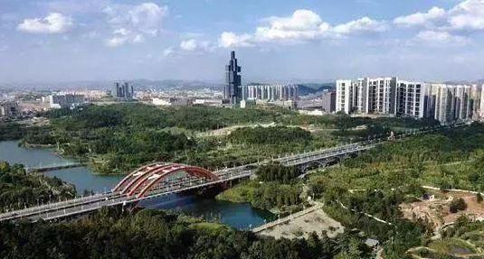 对比贵阳和南宁两个省会城市, 你更想到哪个城