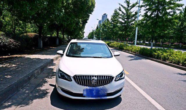 只是因为在人群中多看了你一眼，只跑了三趟就美滋滋的上牌提车了