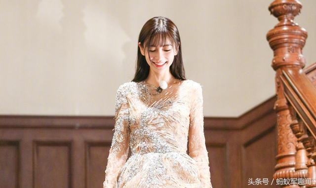 杨颖说自己没整容？看她与儿子的合影就知道了，有点像凤姐