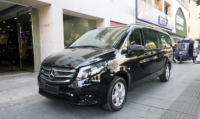 售价70多万的新威霆，跟30万的福奔威霆究竟有什么差别？