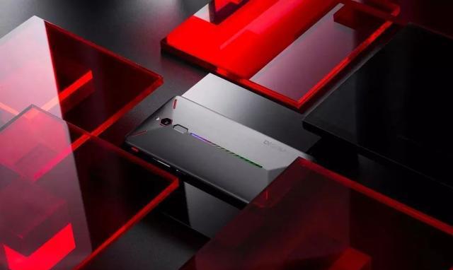 职业手游玩家都用什么手机打比赛?答案揭晓