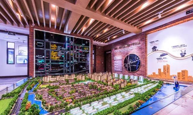 十年“红盘”再出发，这次惊喜如何?(内含金地玺湾一房一价表)