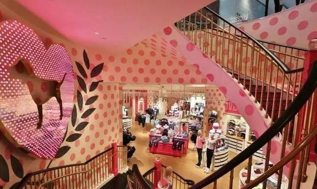 维密秀内衣没你想得那么贵!花90多块就能买到