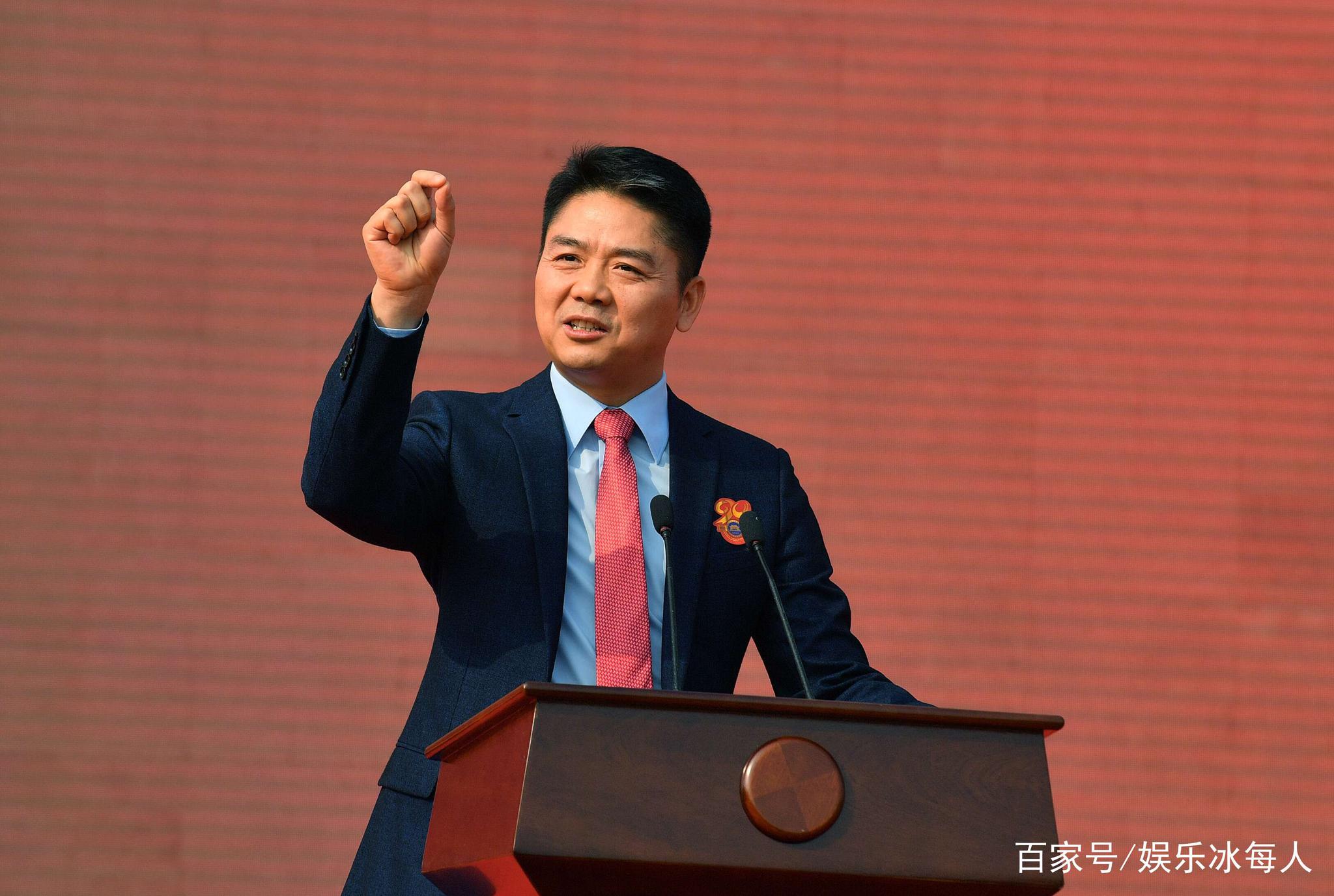 蒋娉婷因刘强东而走红,背后的策划人却只是一个“假凤姐”