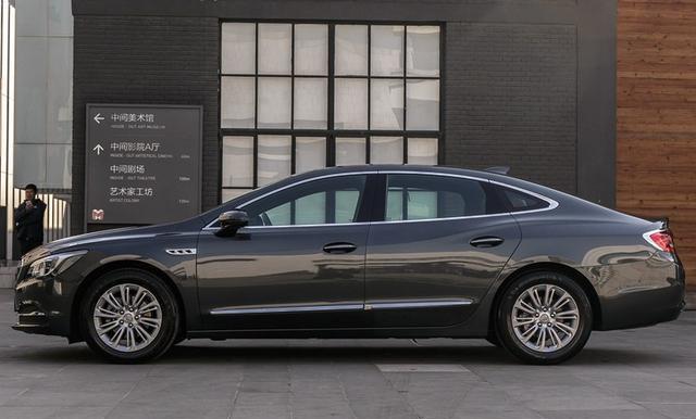 这车改款后全新亮相, 标配全景天窗, 最低才4L油, 不输A4L!