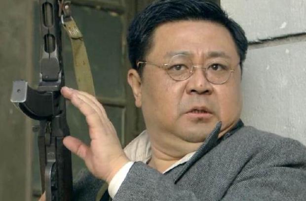 狄阁老再演抗日神剧,代替元芳的是个妹子,有