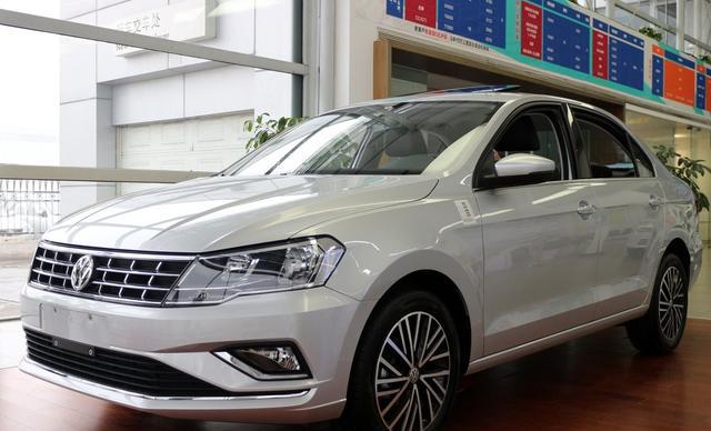 全新大众-捷达，外观时尚性价比高，售价仅8万，家庭代步的首选