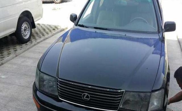 3万入手辆雷克萨斯LS400, 一公里油钱一块五, 修车要去陈田