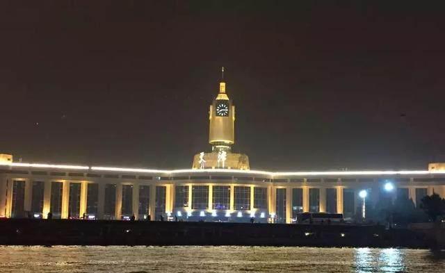 我国最繁忙的十五个高铁站,成都东、重庆北双