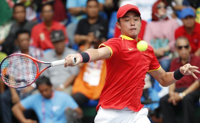 吴易昺憾失亚运会网球男单金牌 但他仍是中国