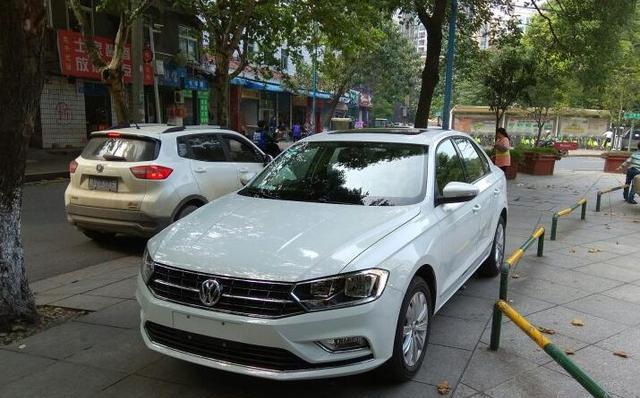 这车换挡平顺，配扎实底盘！保有量高好养活，加200块油跑503公里