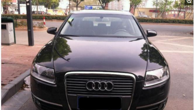 小区富商老奥迪换新百万豪车, 门卫看车后却感叹生意不好做了