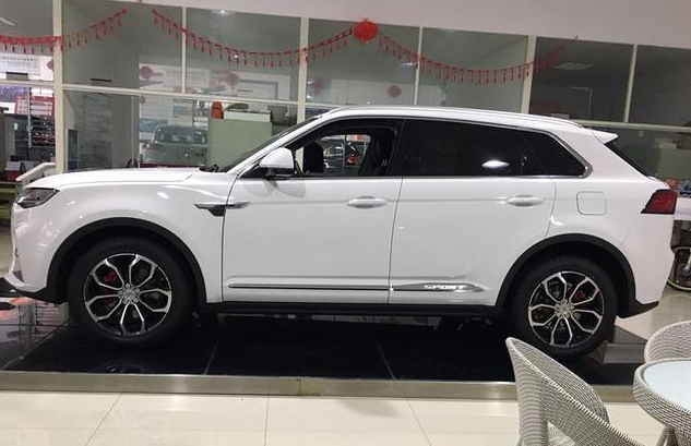 国产又一全新品牌诞生,车标6个字母,新车比奥