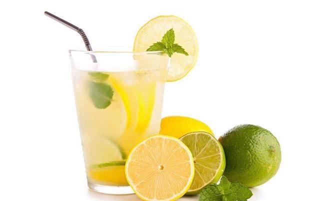 孕期喝柠檬水好处多多,后悔现在才看到!