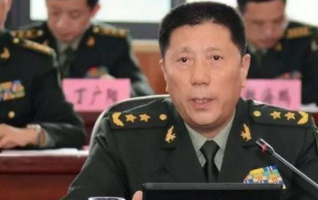 中国鹰派将军: 6年从少将升军长, 4年从中将升