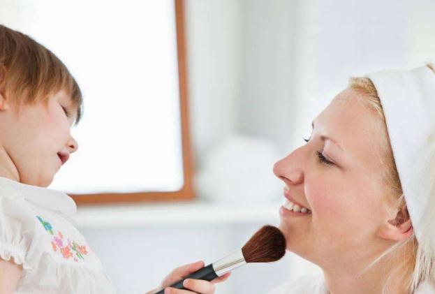 宝宝反复发烧到40度,医生都束手无策,用了一个