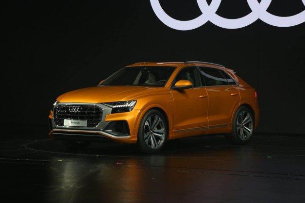 奥迪Q8全球首发 全新家族旗舰轿跑SUV