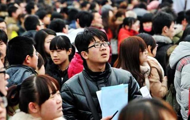 最令人心酸的5门大学专业,就业门槛低,毕业生