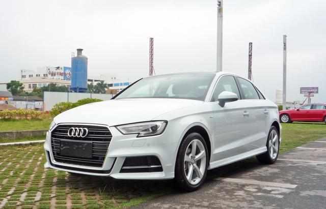 最高降价8万! 豪华车卖白菜价