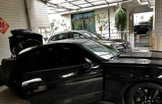 卖掉了奔驰S级 40多万把这辆帅到掉渣的“超跑”抱回了家